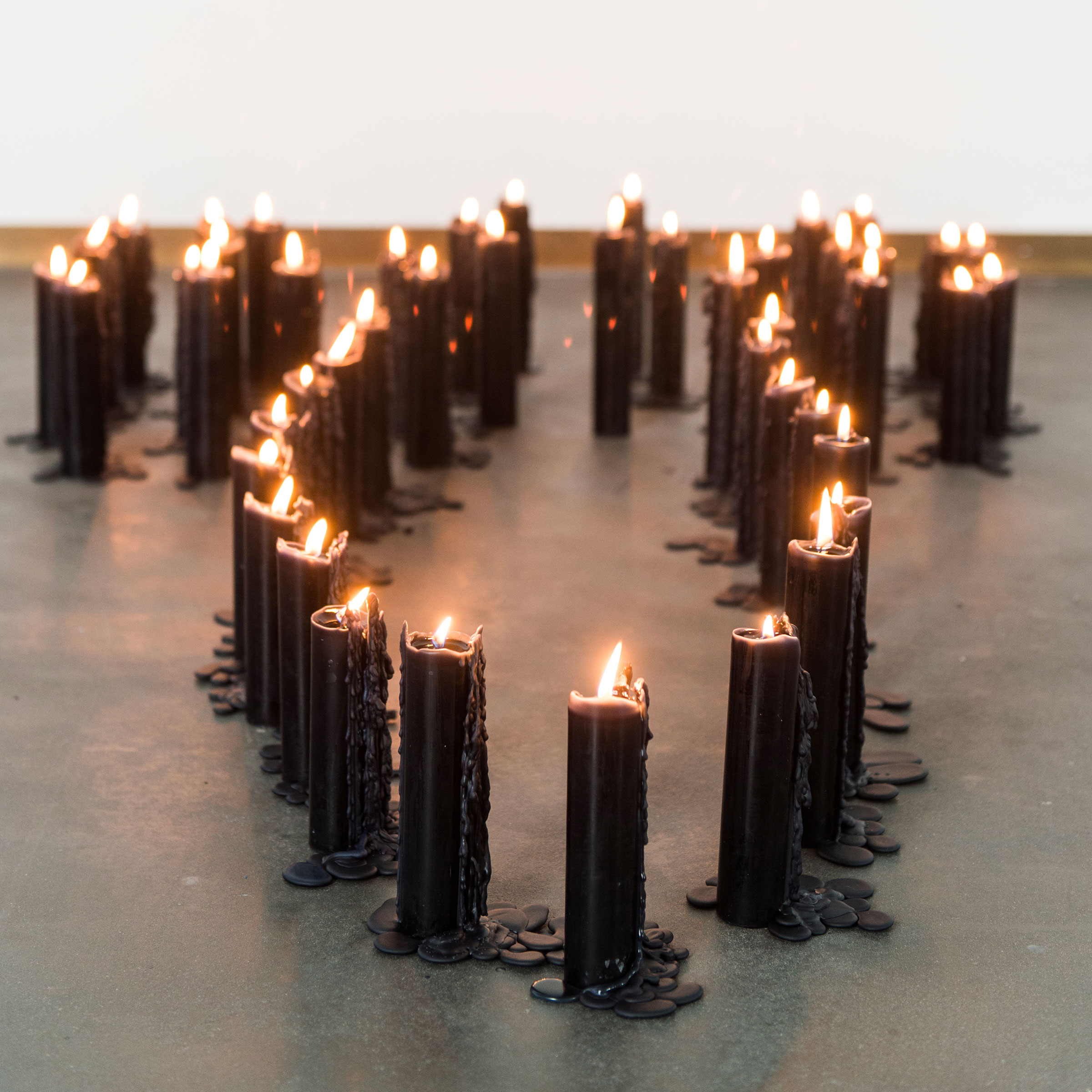 Ana Mendieta, u00d1au00f1igo Burial, 1976
